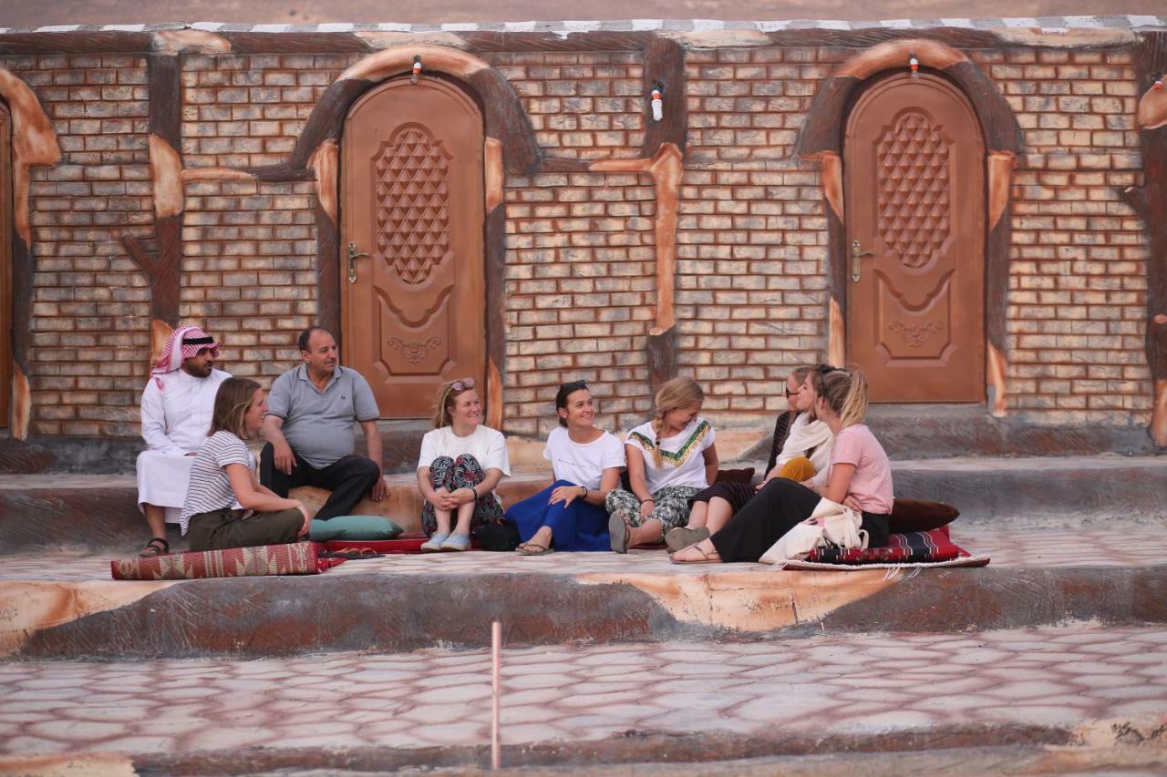 Little Petra Heritage Village Wadi Musa Exteriör bild